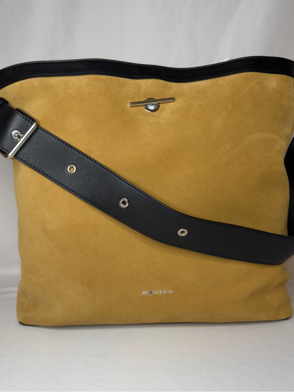 Alexander McQueen Pendant Suede Shoulder Bag Honey NWT 815186